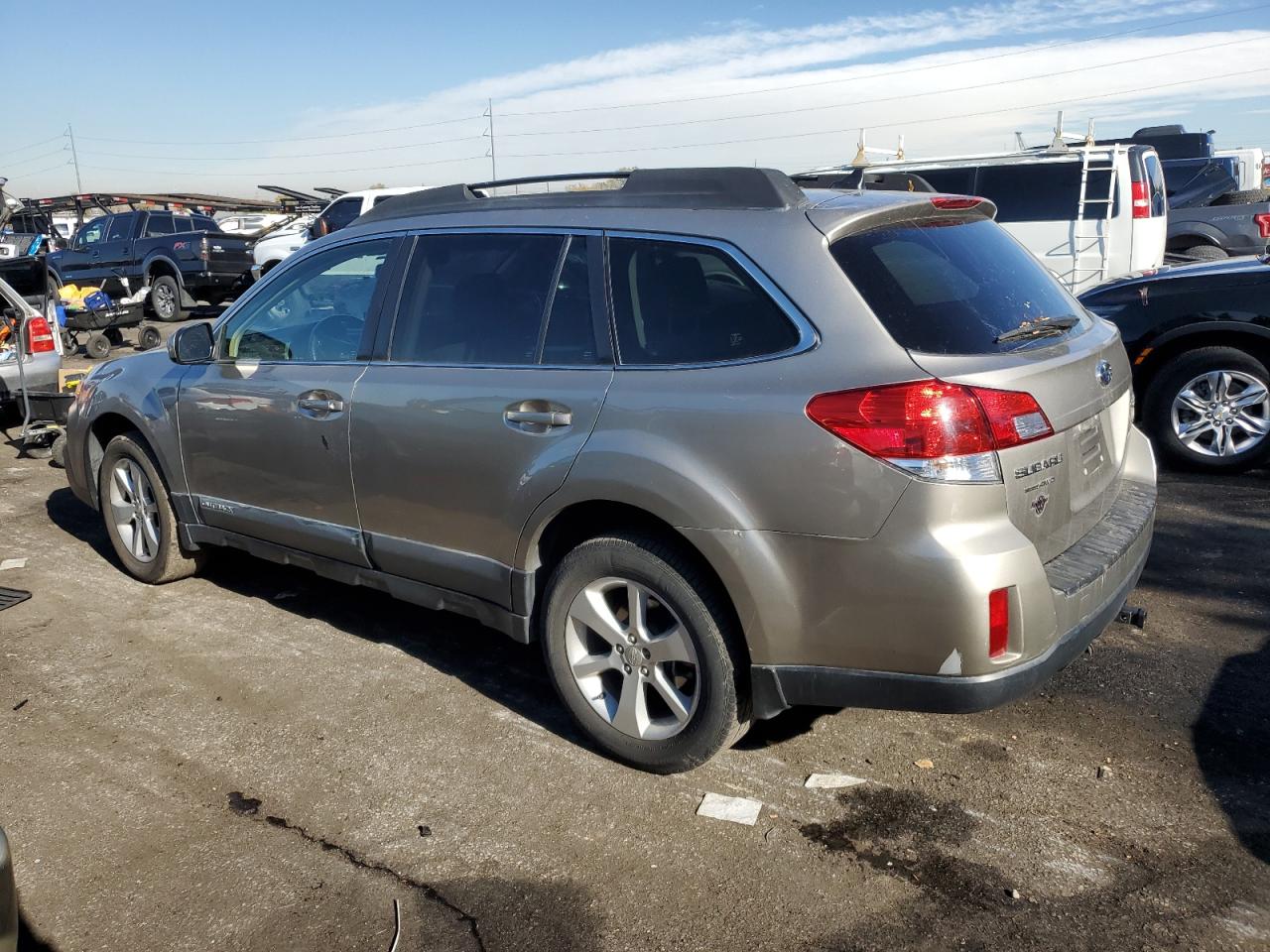 Lot #2991901149 2014 SUBARU OUTBACK 2.