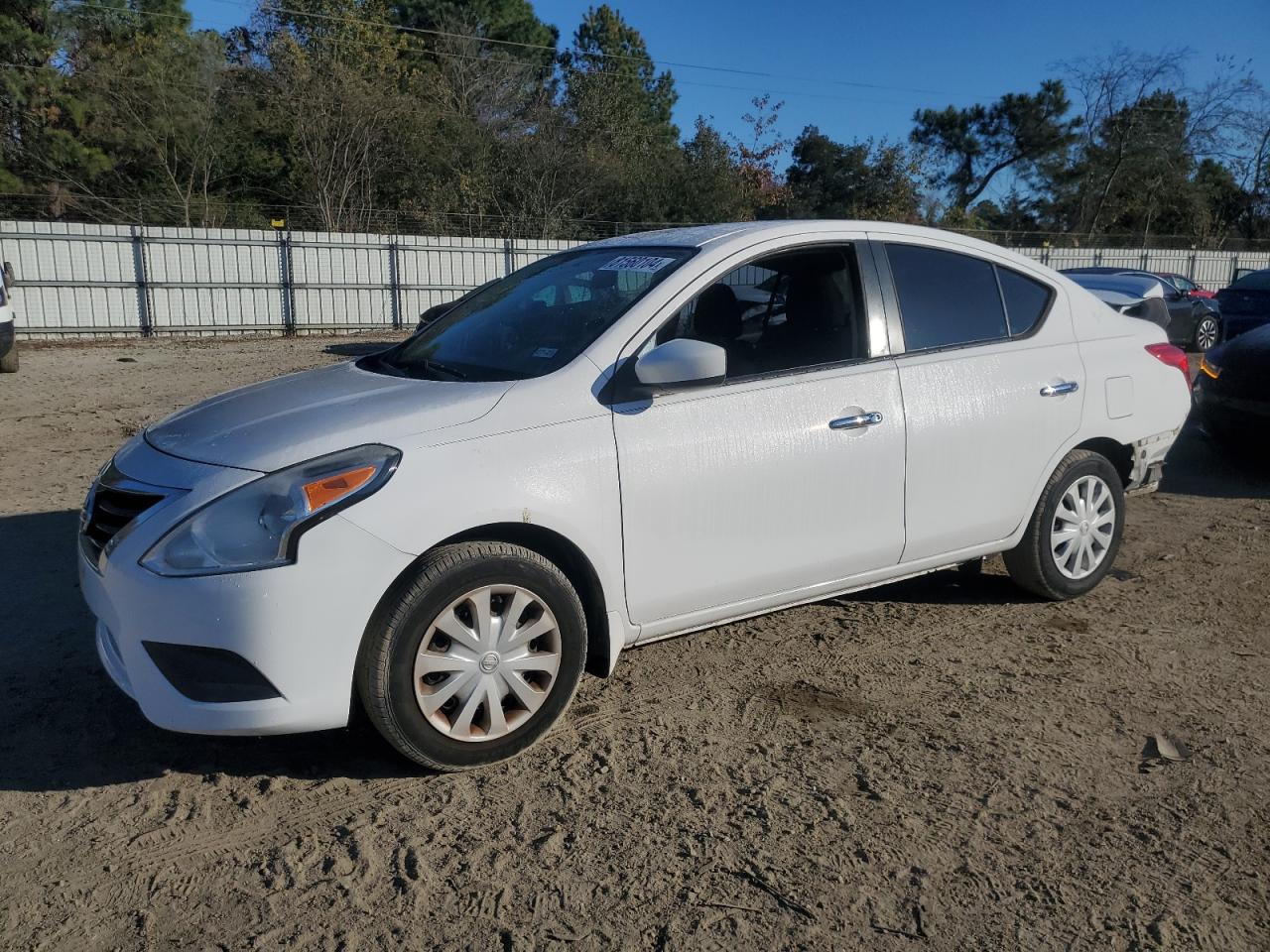  Salvage Nissan Versa