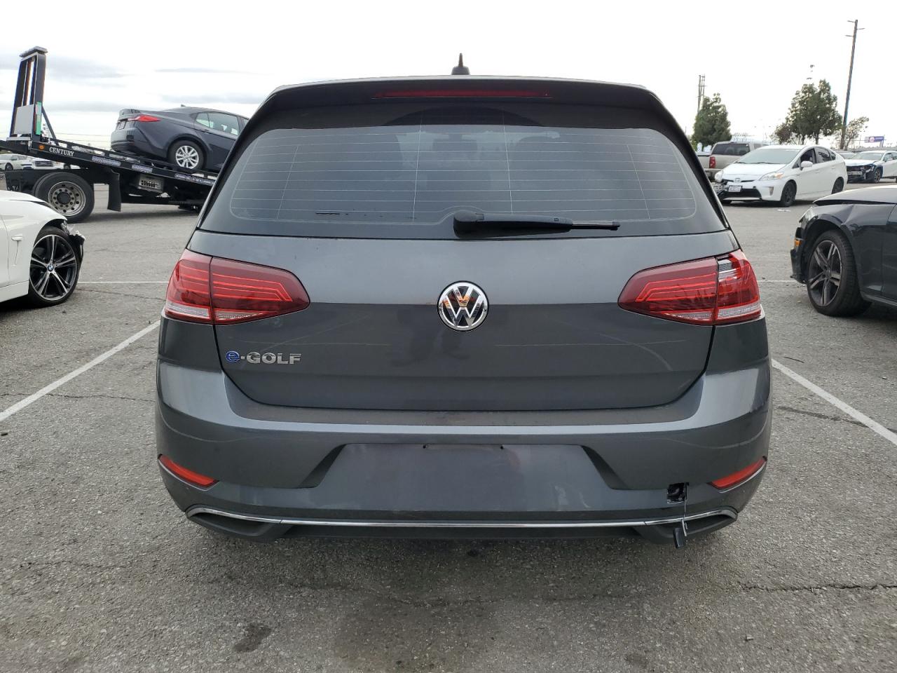 Lot #3033082014 2017 VOLKSWAGEN E-GOLF SE