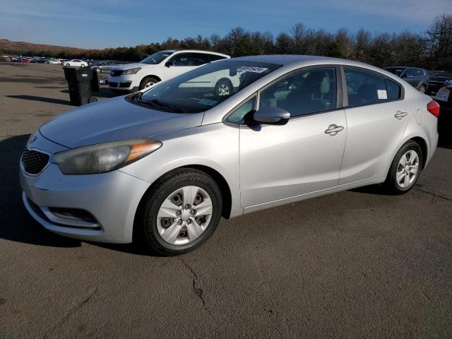 VIN KNAFK4A68F5427790 2015 KIA FORTE no.1