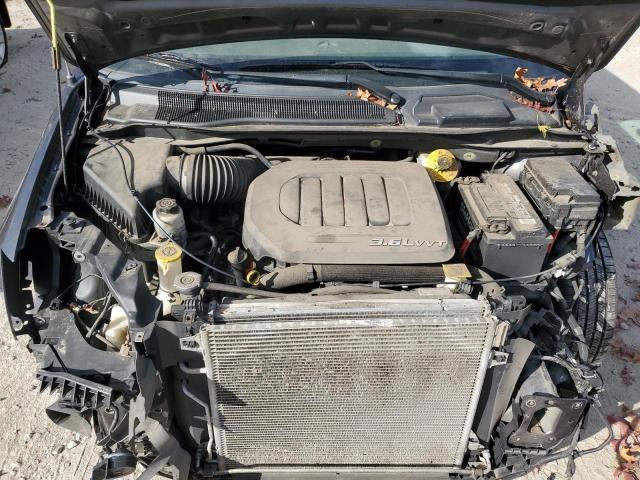 2015 CHRYSLER TOWN & COU - 2C4RC1CG1FR584243