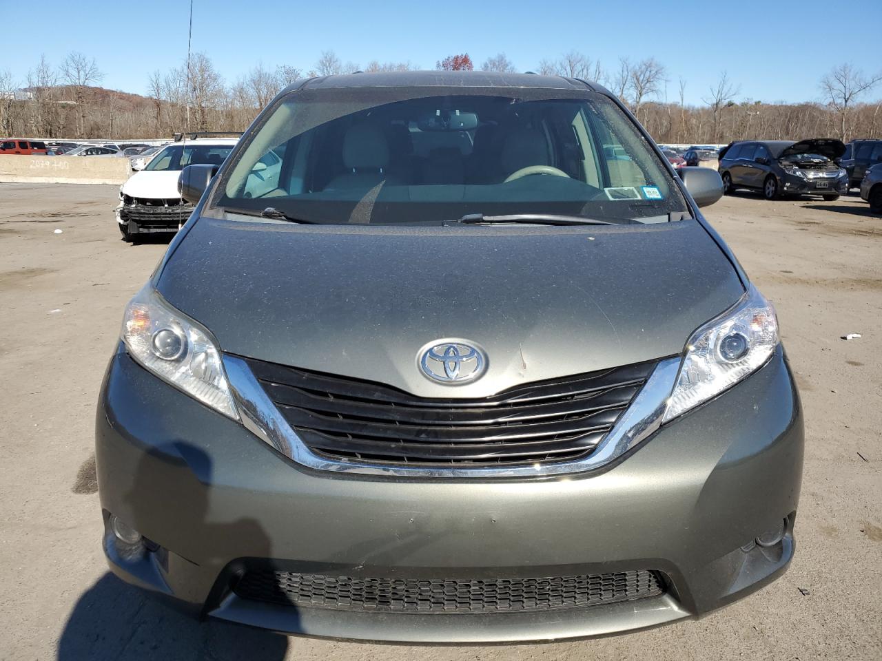 Lot #3048481871 2011 TOYOTA SIENNA LE