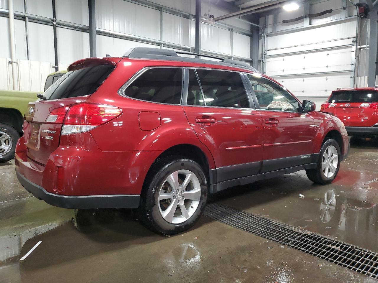 Lot #2979386653 2014 SUBARU OUTBACK 2.