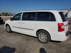 CHRYSLER TOWN & COU photo