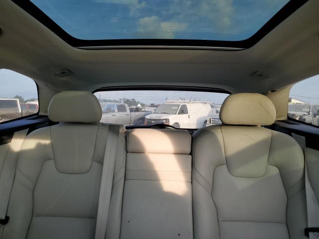 2018 VOLVO XC60 T5 LYV102RK0JB106389