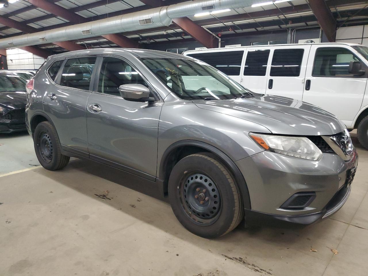 Lot #2993219447 2015 NISSAN ROGUE S