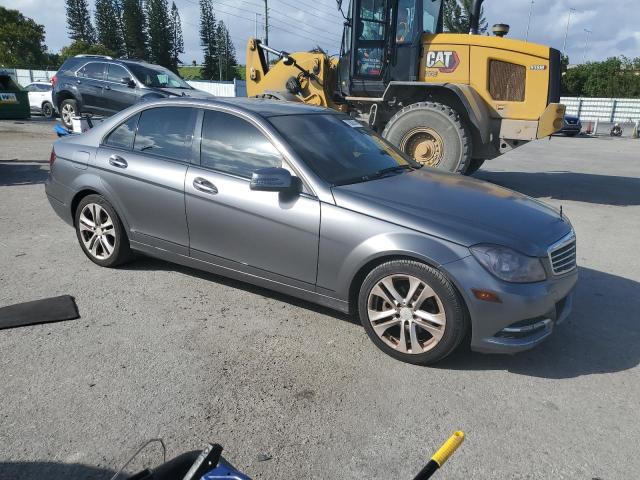 VIN WDDGF4HB0DA786754 2013 MERCEDES-BENZ C-CLASS no.4