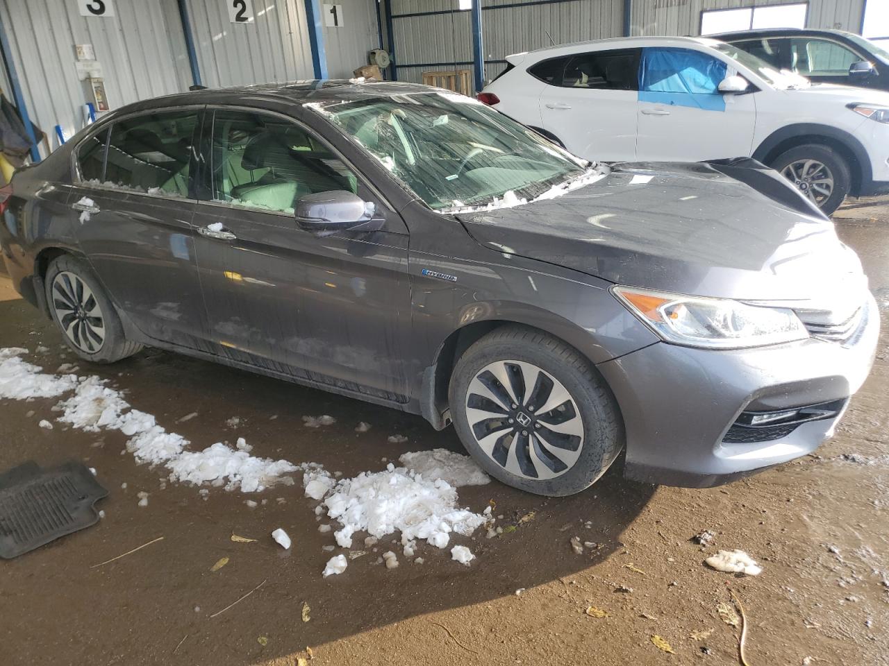 Lot #3021051300 2017 HONDA ACCORD HYB