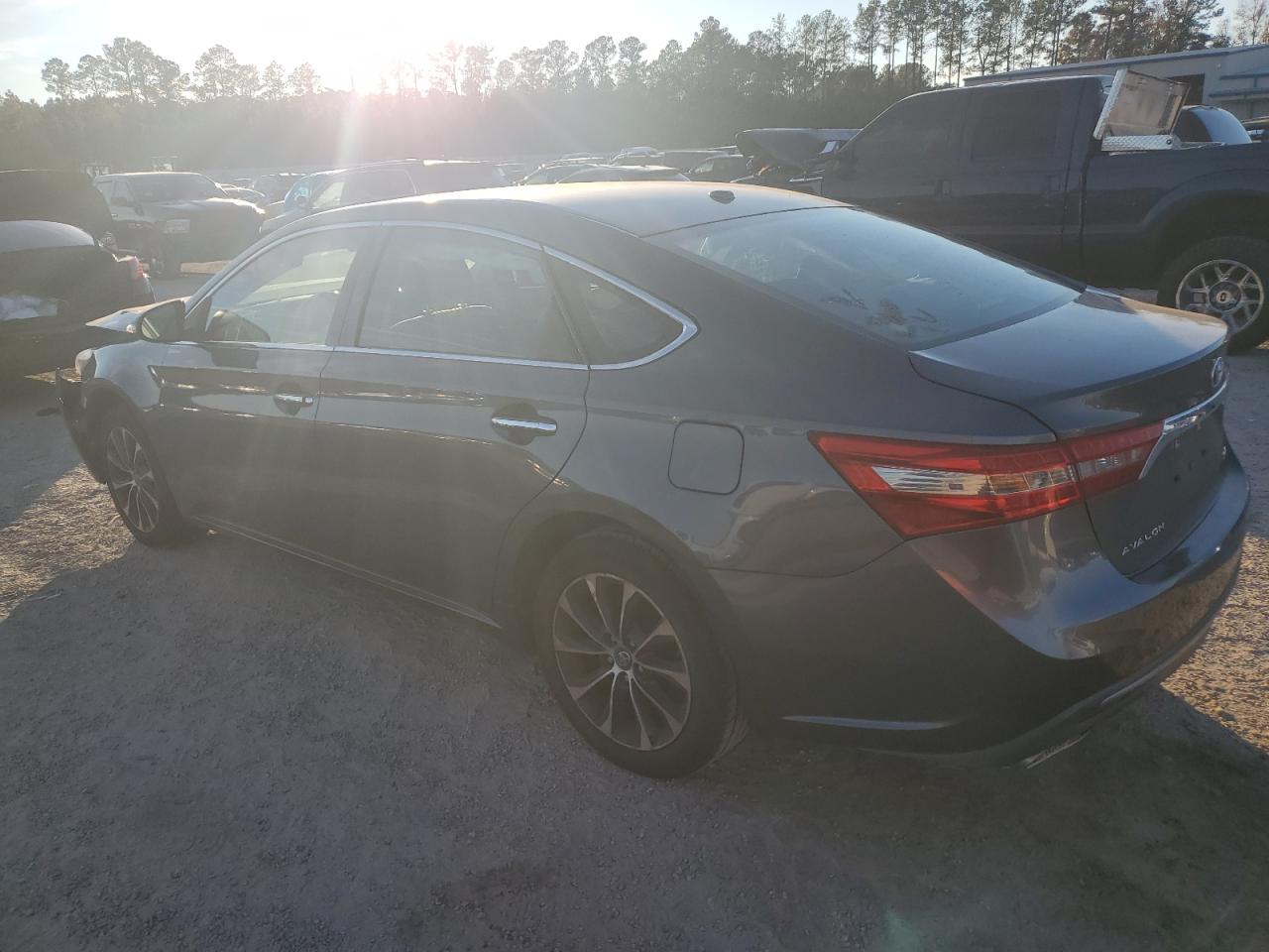 Lot #3006539092 2018 TOYOTA AVALON XLE