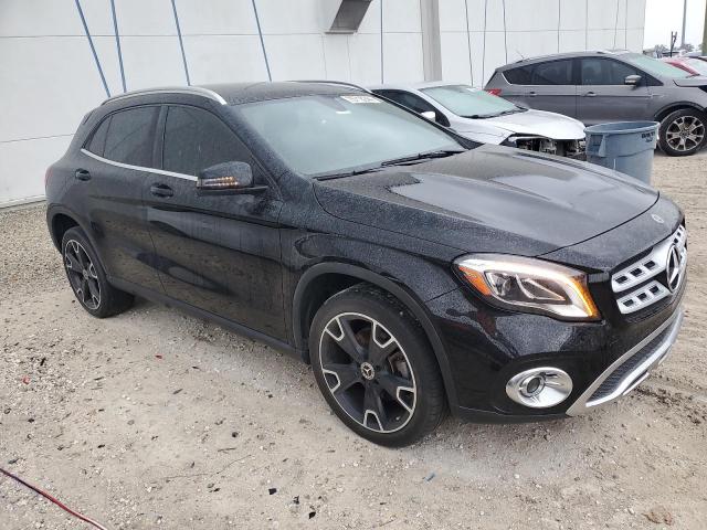 VIN WDCTG4EB2JJ397694 2018 MERCEDES-BENZ GLA-CLASS no.4