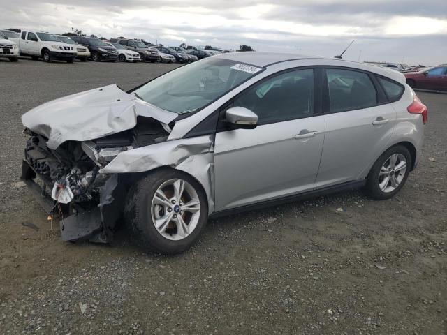 FORD FOCUS SE 2014 silver  gas 1FADP3K26EL433153 photo #1