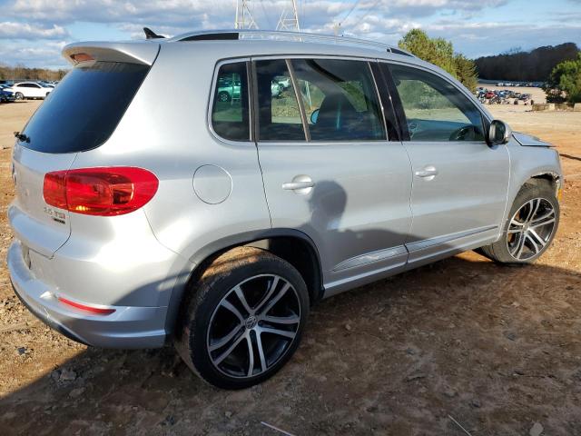 2017 VOLKSWAGEN TIGUAN HIG WVGLV7AX4HK006852
