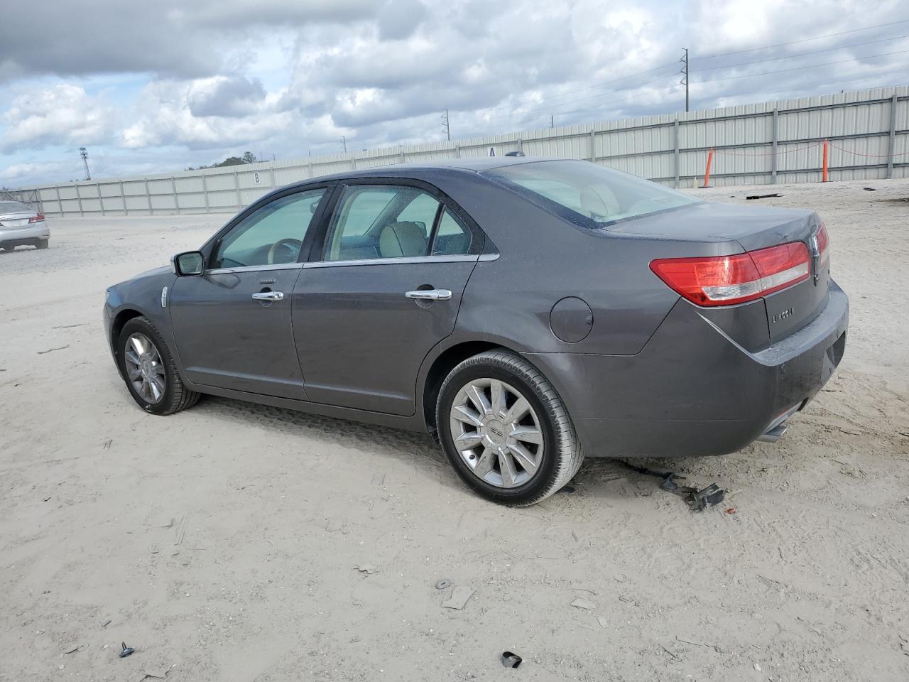 Lot #2991732039 2011 LINCOLN MKZ