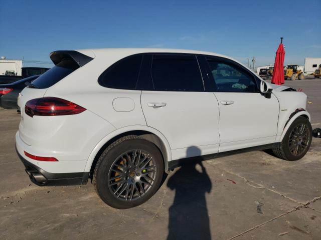 2017 PORSCHE CAYENNE SE - WP1AE2A29HLA73152