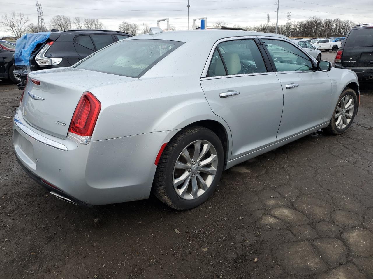 Lot #3033049003 2019 CHRYSLER 300 LIMITE