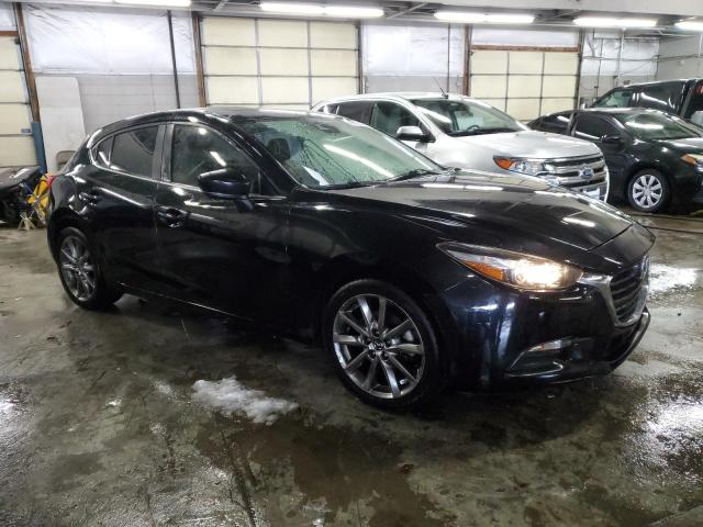 VIN 3MZBN1L33JM180589 2018 MAZDA 3 no.4