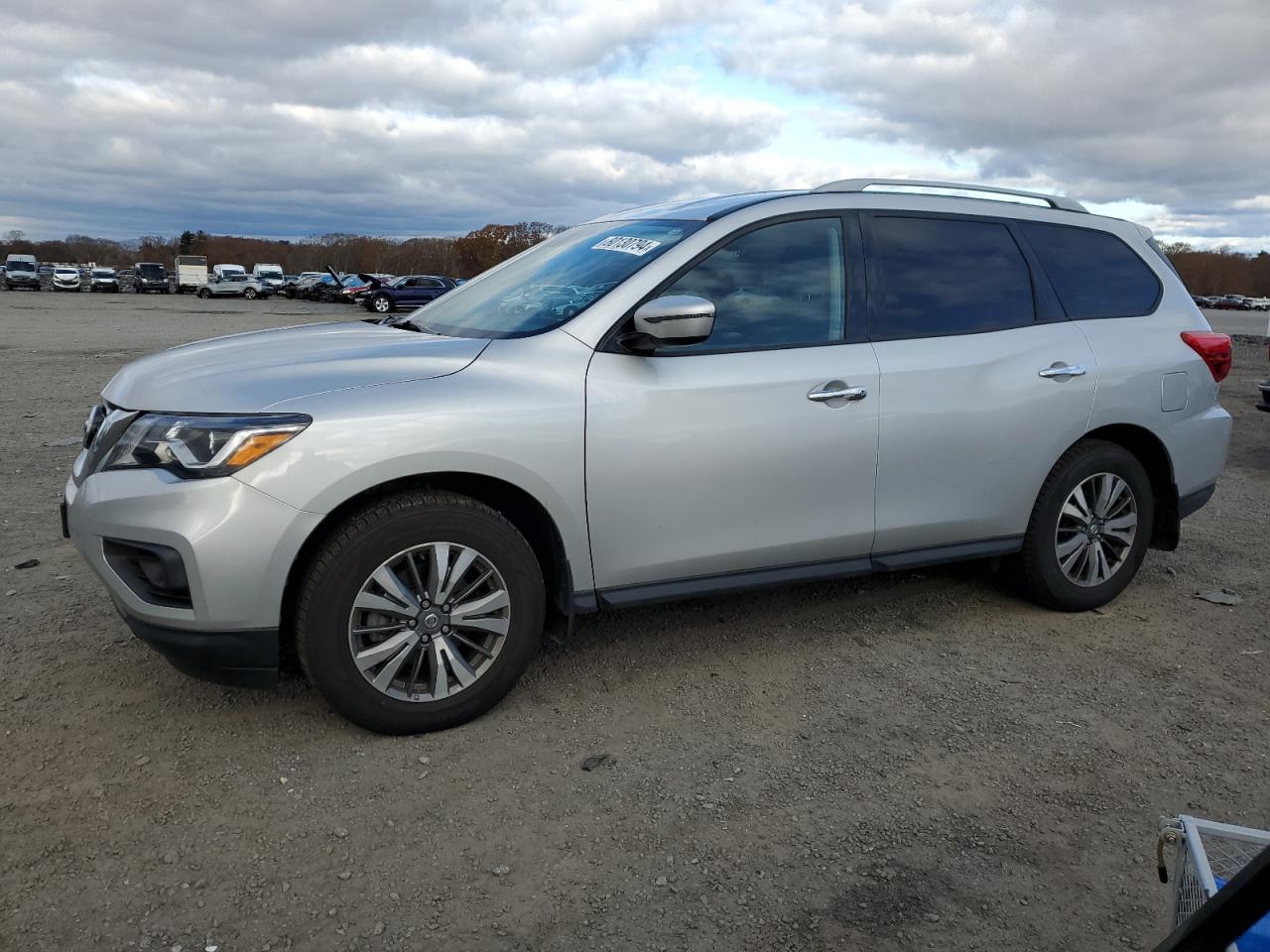 Lot #3305426457 2020 NISSAN PATHFINDER