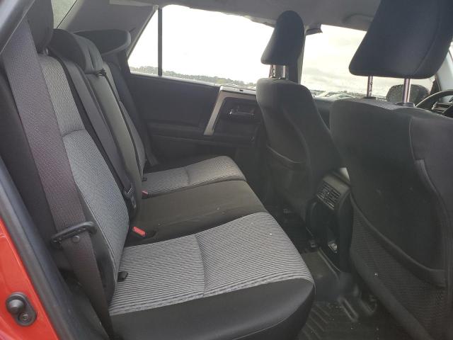 2021 TOYOTA 4RUNNER SR - JTEEU5JR1M5248833