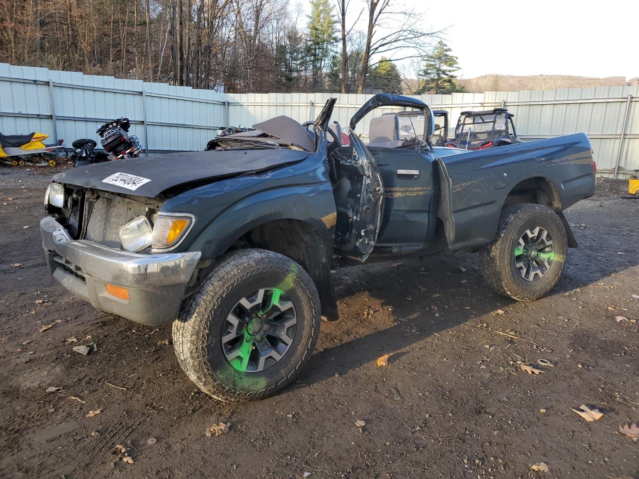  Salvage Toyota Tacoma