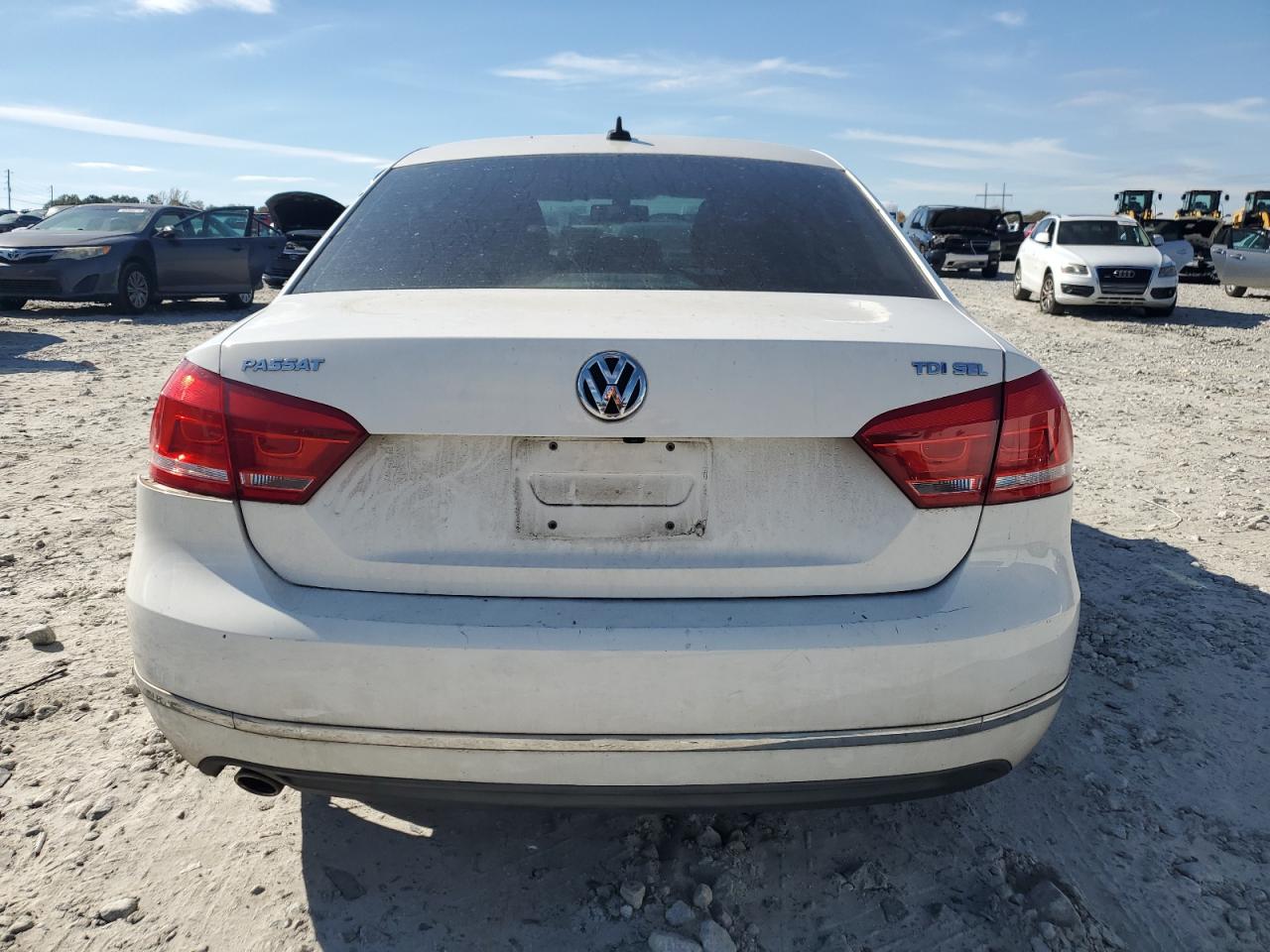 Lot #3006282462 2014 VOLKSWAGEN PASSAT SEL