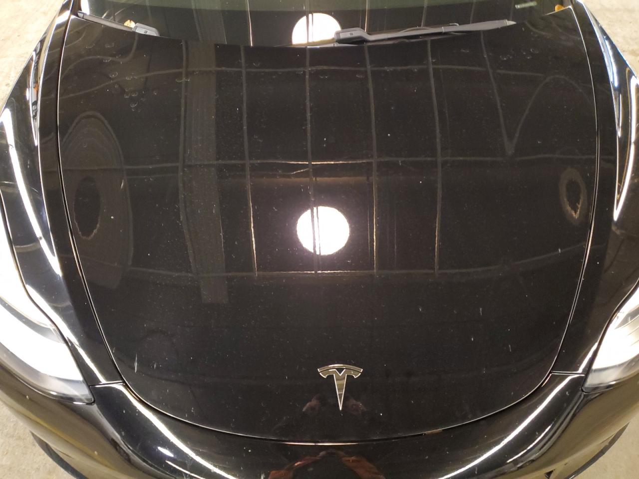 Lot #3009209380 2018 TESLA MODEL 3