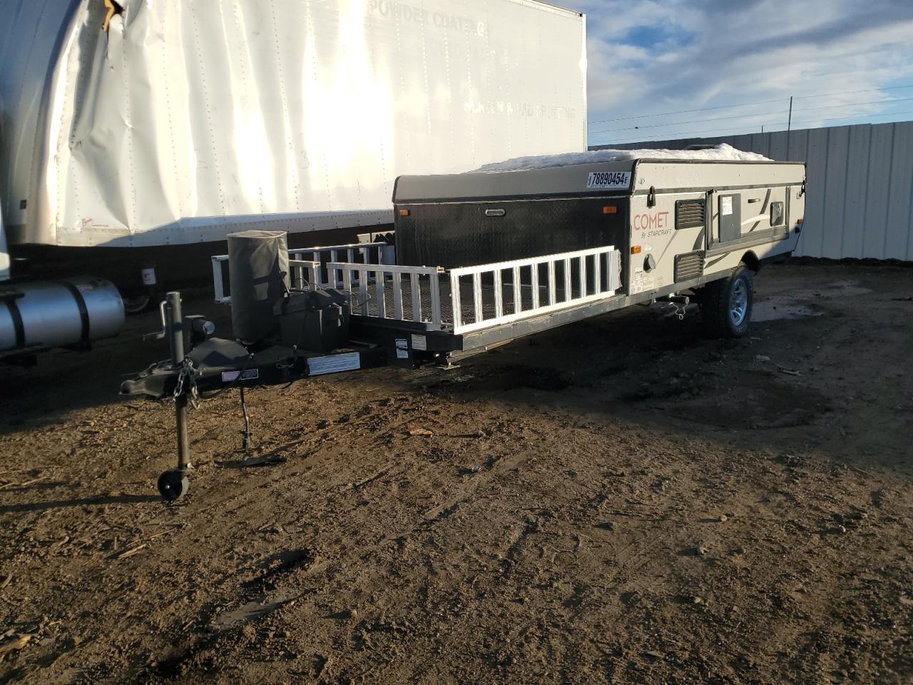 Lot #2989398618 2015 SARC CAMPER