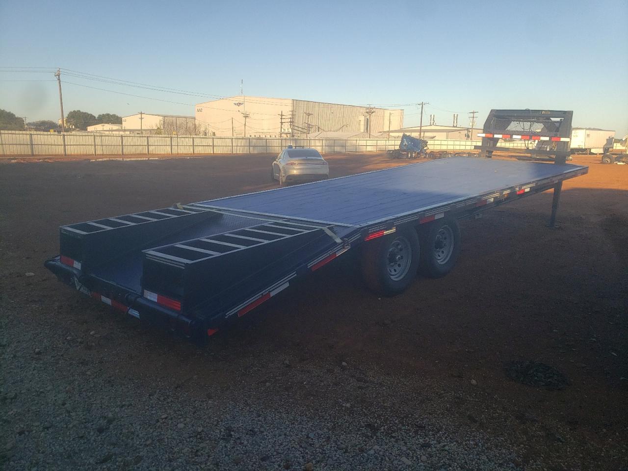 Lot #3049482655 2019 PULL TRAILER