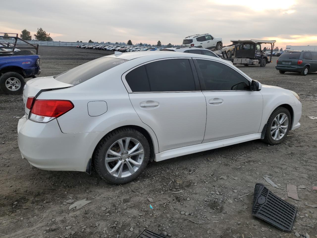 Lot #2989010558 2014 SUBARU LEGACY 3.6