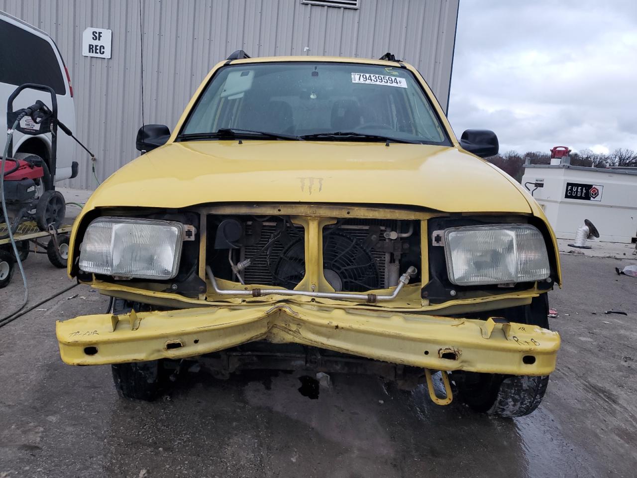 Lot #2979493820 2003 CHEVROLET TRACKER