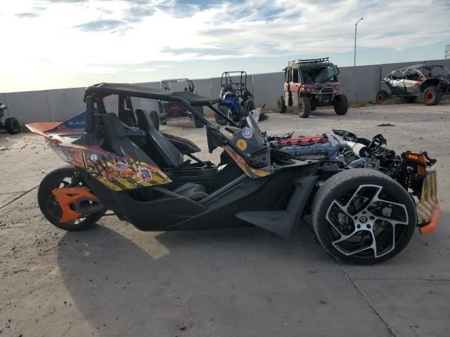 POLARIS SLINGSHOT 2019 two tone  gas 57XAAPFA1K8135087 photo #1