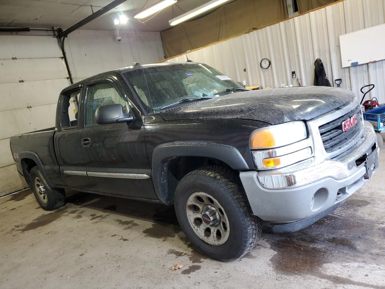 Lot #2993753153 2005 GMC NEW SIERRA