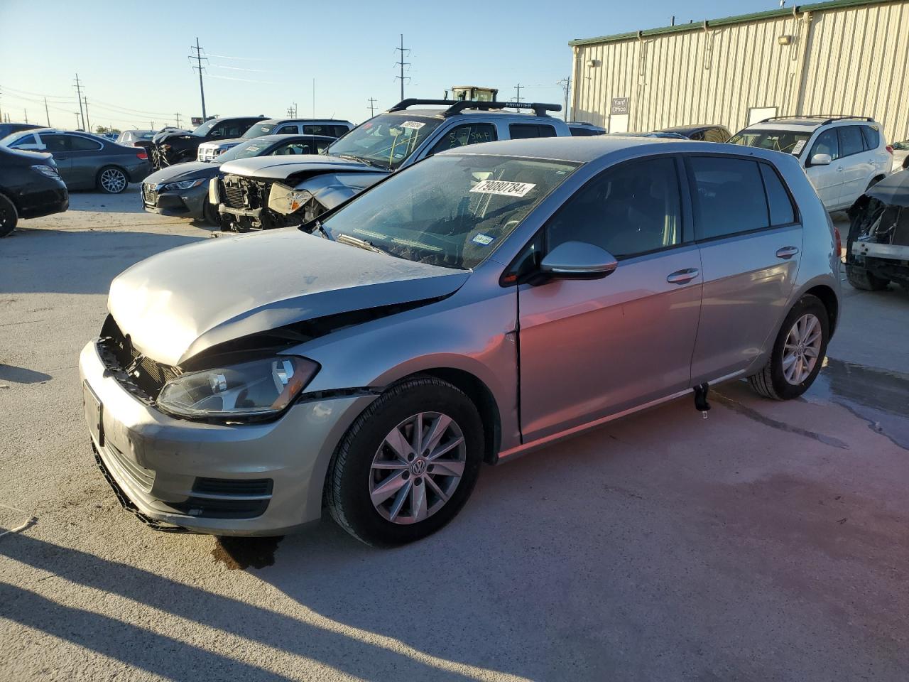 Lot #2989423741 2016 VOLKSWAGEN GOLF S/SE