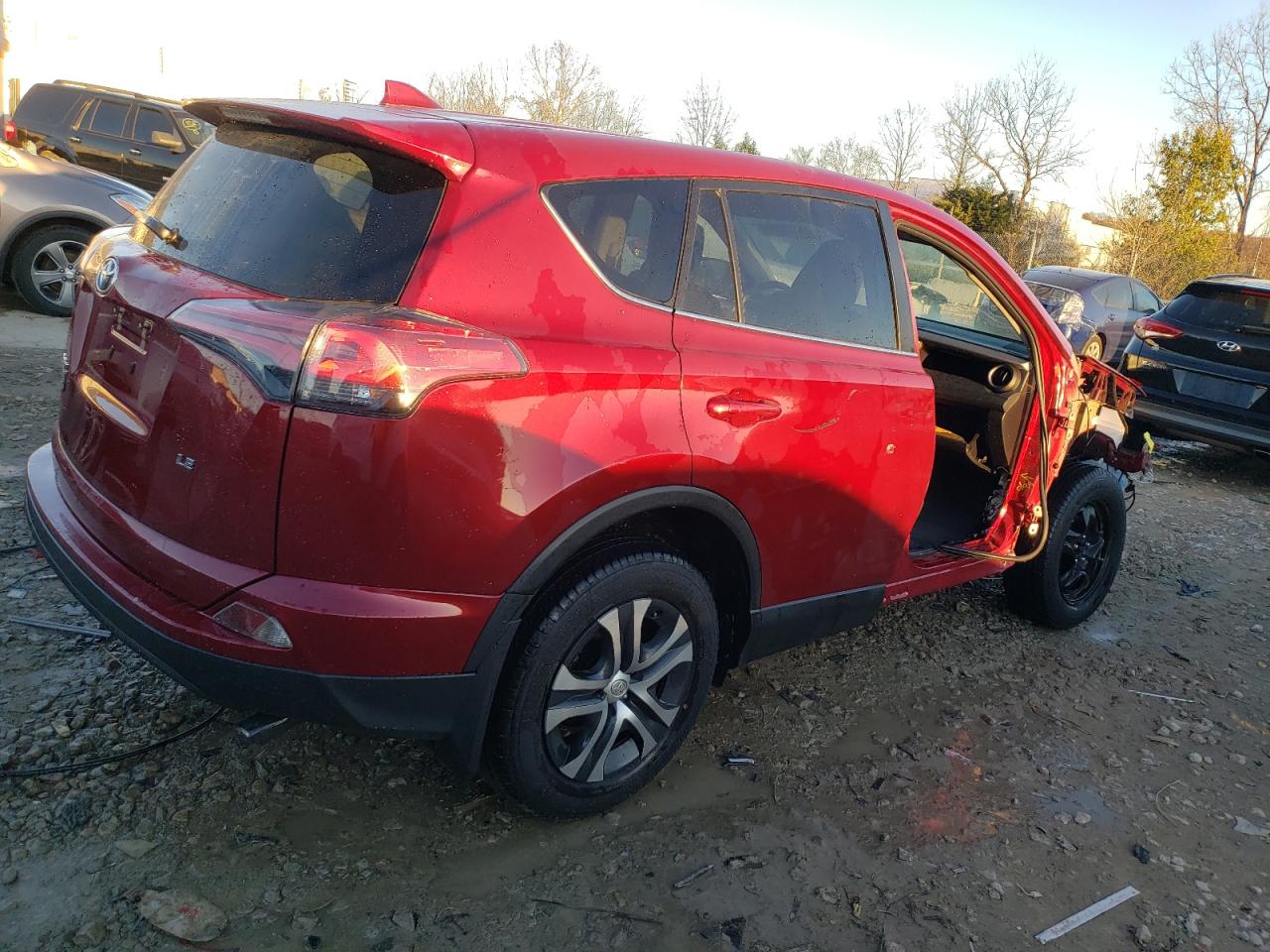 Lot #2996437425 2018 TOYOTA RAV4 LE