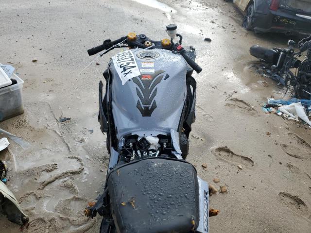 2022 SUZUKI GSX-R1000 - JS1DM11H3N7100019