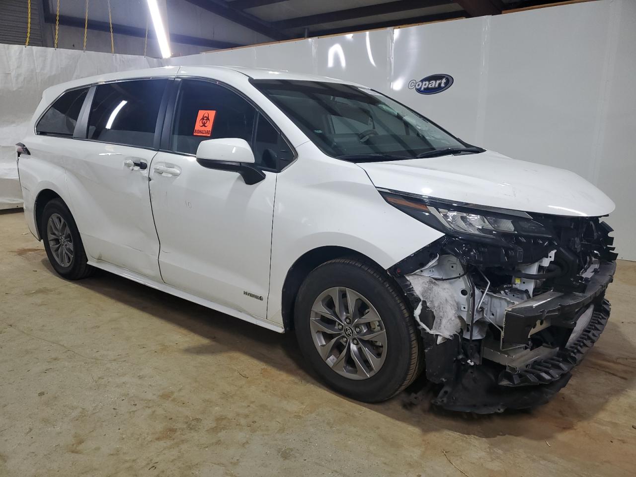 Lot #2993673161 2021 TOYOTA SIENNA LE