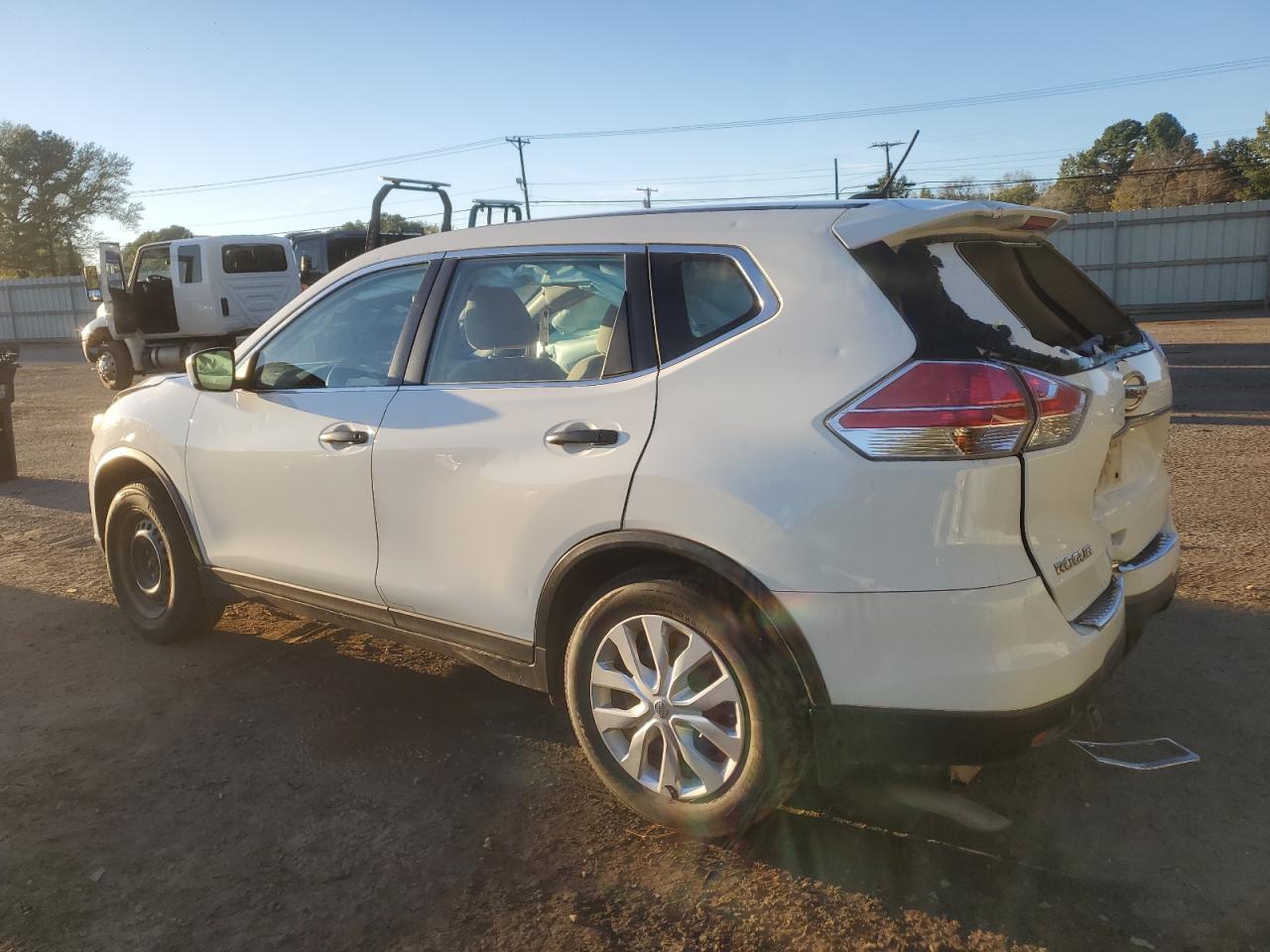 Lot #3009159323 2016 NISSAN ROGUE S