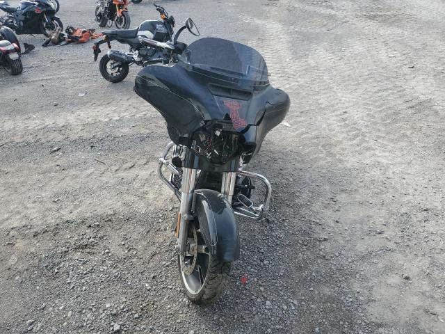 2016 HARLEY-DAVIDSON FLHXS STRE - 1HD1KRM19GB618839
