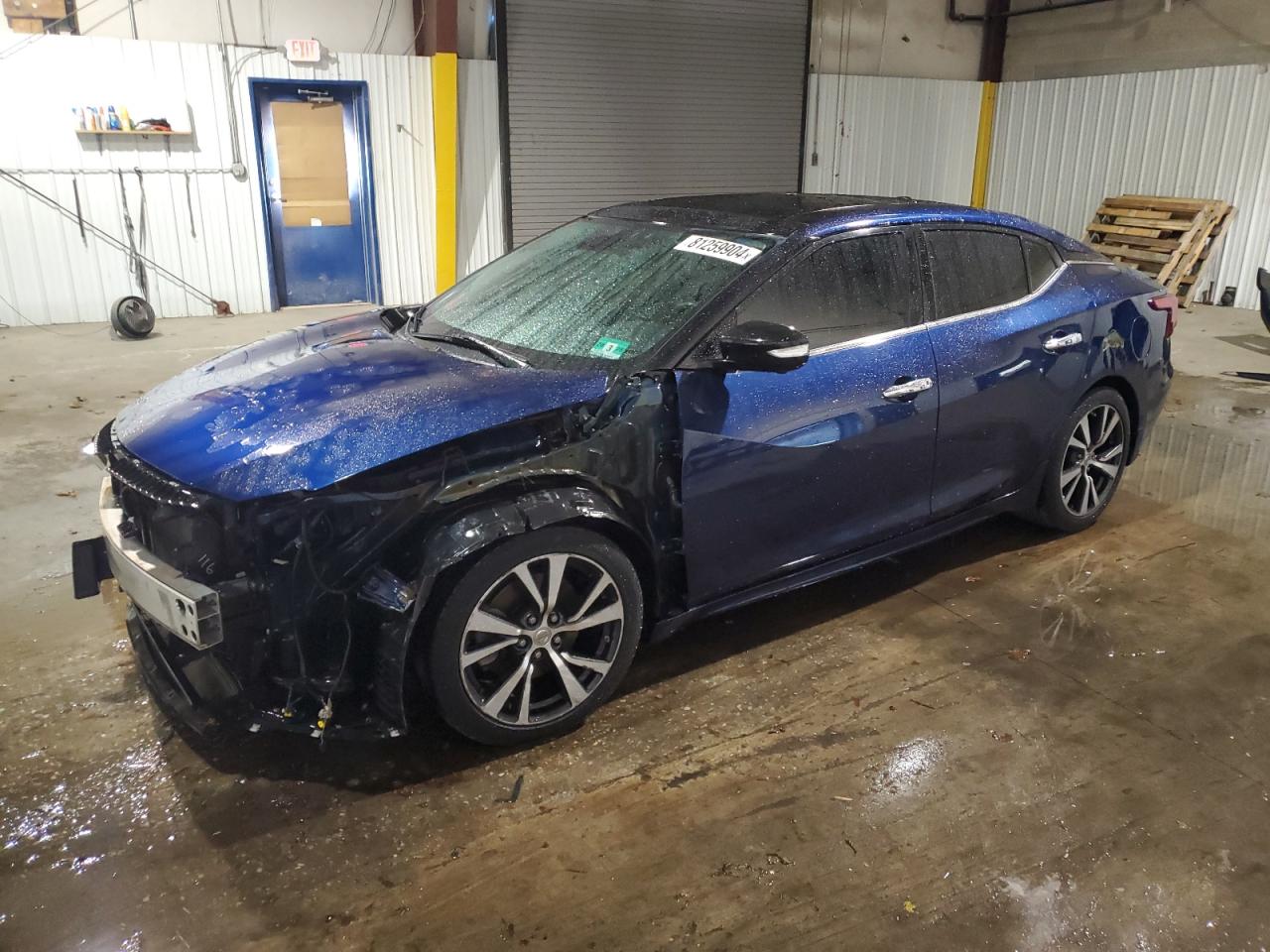  Salvage Nissan Maxima