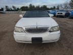 LINCOLN TOWN CAR E снимка