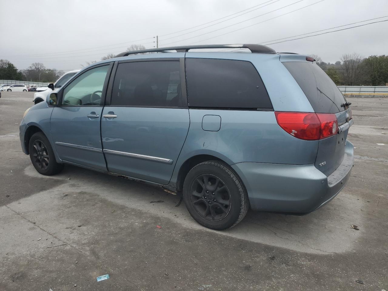 Lot #2971765037 2006 TOYOTA SIENNA XLE