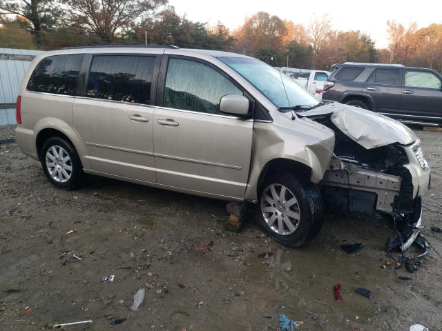 2016 CHRYSLER TOWN & COU - 2C4RC1AGXGR193709