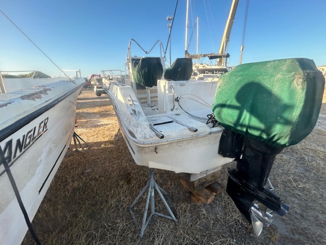 Lot #2989158036 1995 SEAR BOAT