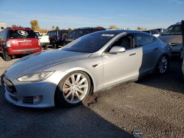 TESLA MODEL S 2013 silver  electric 5YJSA1DP3DFP04655 photo #1