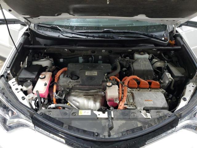 2018 TOYOTA RAV4 HV LE - JTMRJREVXJD175511