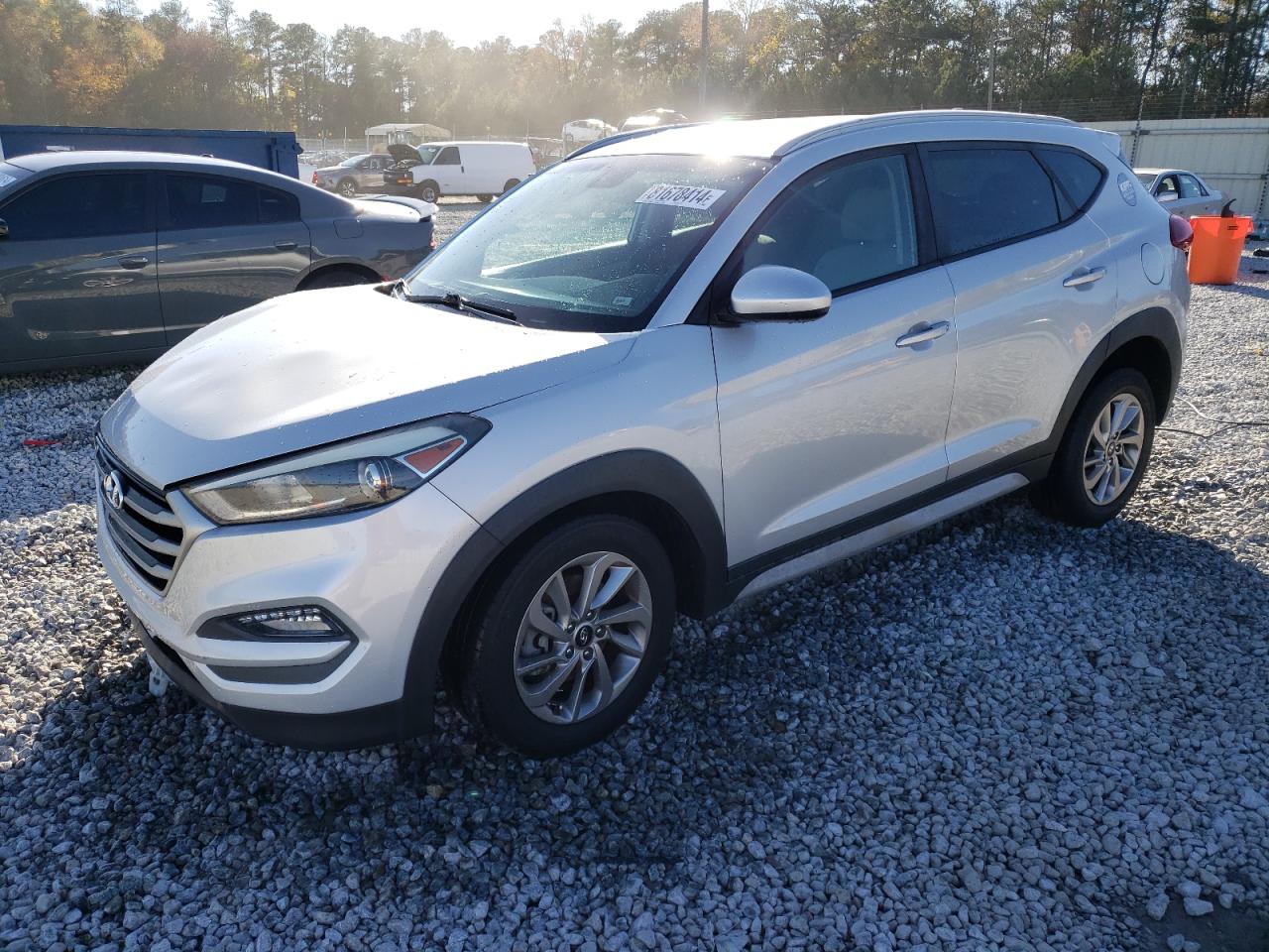  Salvage Hyundai TUCSON