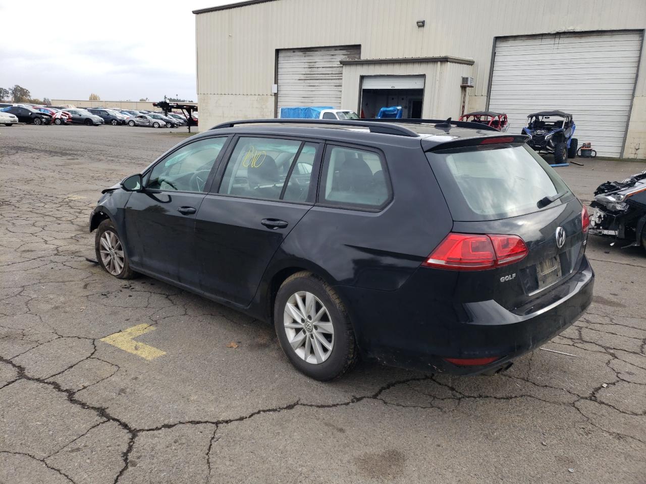 Lot #2996861846 2015 VOLKSWAGEN GOLF SPORT