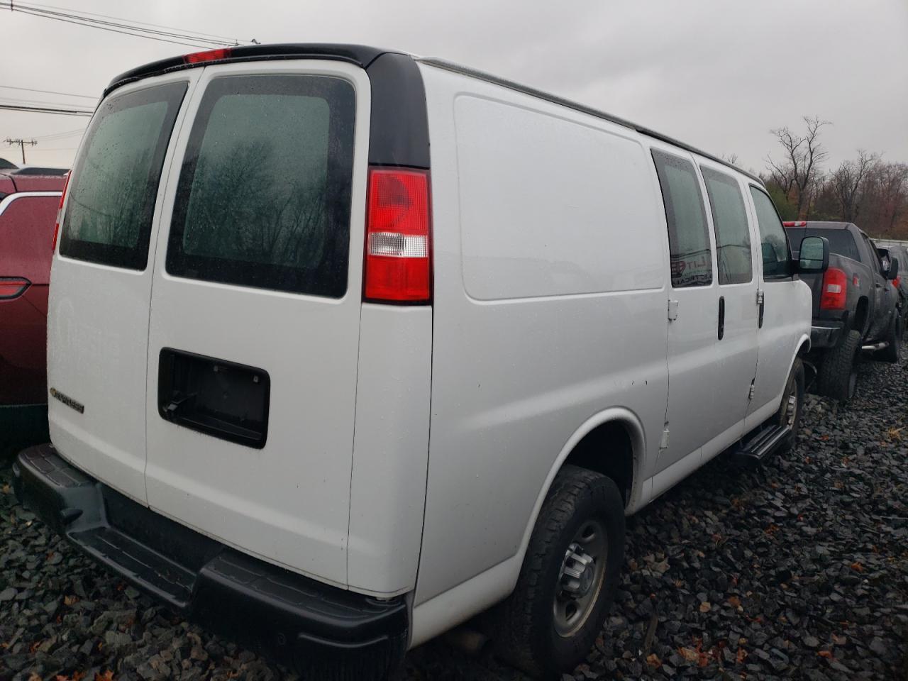 Lot #2996402389 2020 CHEVROLET EXPRESS G2