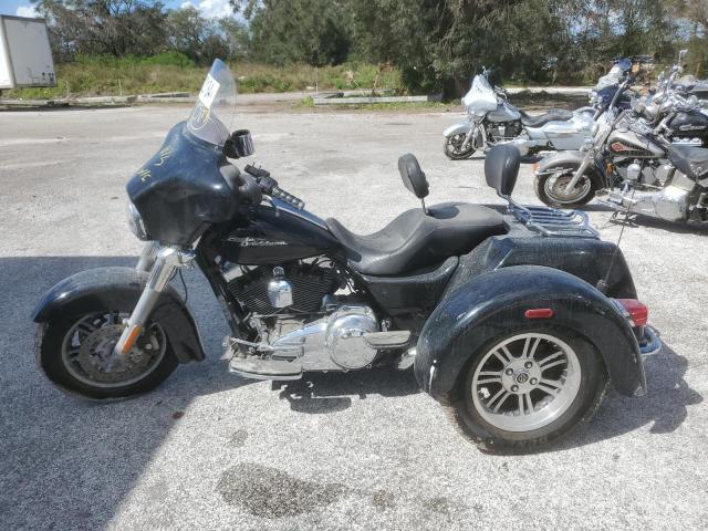2010 HARLEY-DAVIDSON FLHXXX 1HD1MBM17AB851157