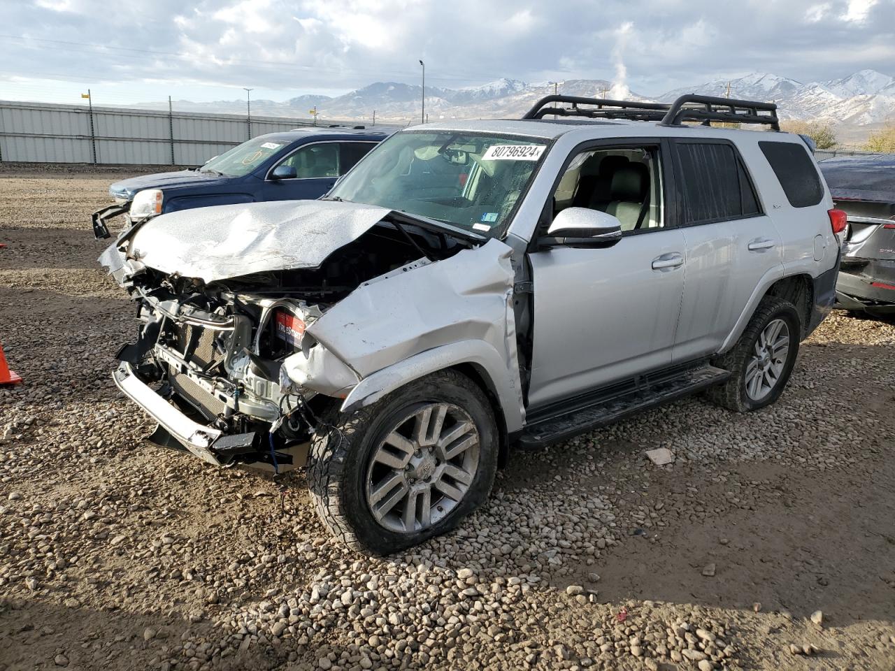 TOYOTA 4RUNNER SR5