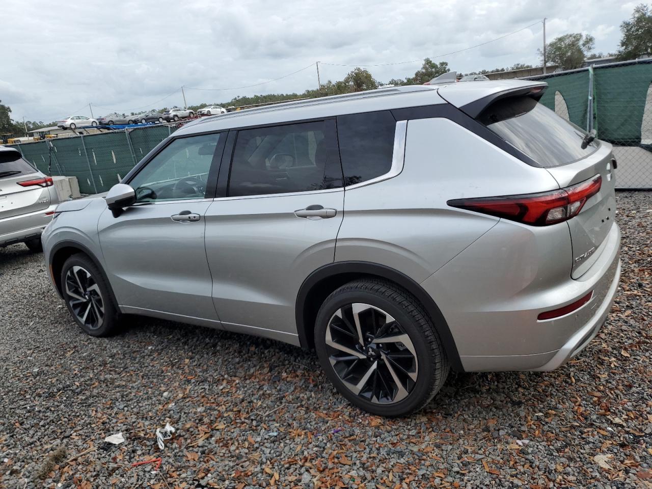 Lot #3033245811 2024 MITSUBISHI OUTLANDER